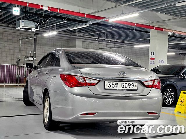 Hyundai Sonata 2013 — photo 3