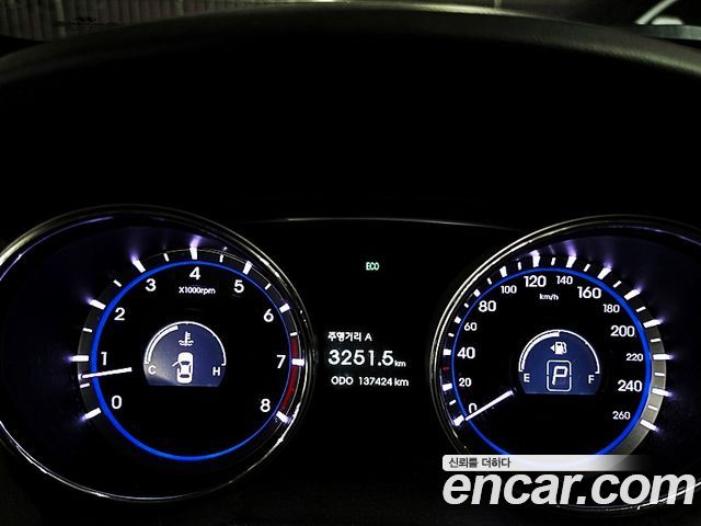 Hyundai Sonata 2013 — photo 10
