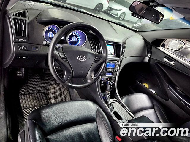 Hyundai Sonata 2013 — photo 14
