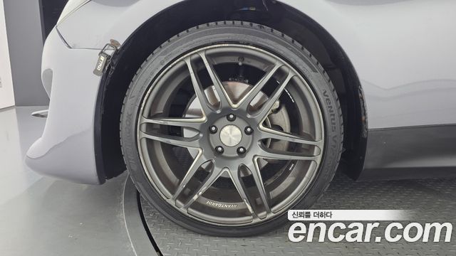 Hyundai Genesis 2011 — photo 5