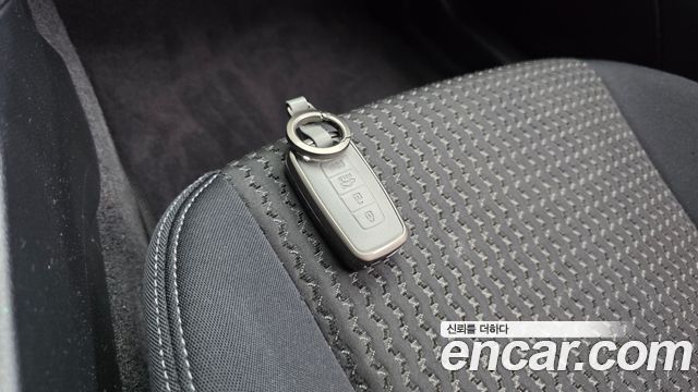 Hyundai Genesis 2011 — photo 19