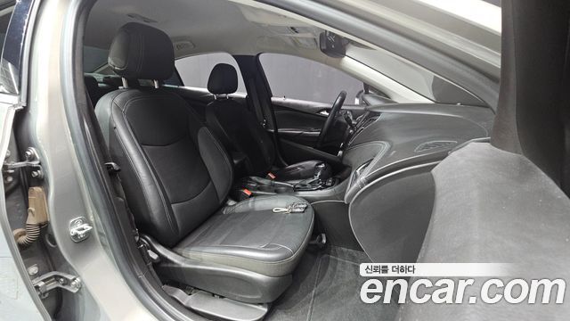 Chevrolet Korea Cruze 2017 — photo 16