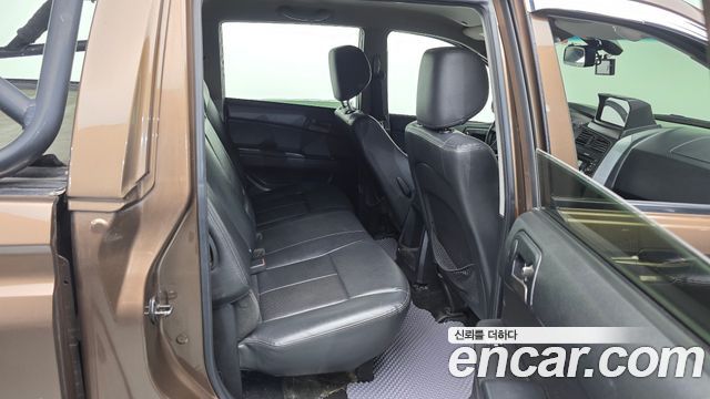 KG Mobility KORANDO 2016 — photo 12