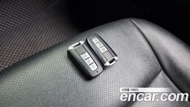 KG Mobility KORANDO 2016 — photo 16