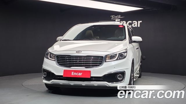 Kia Canival 2016 — photo 3