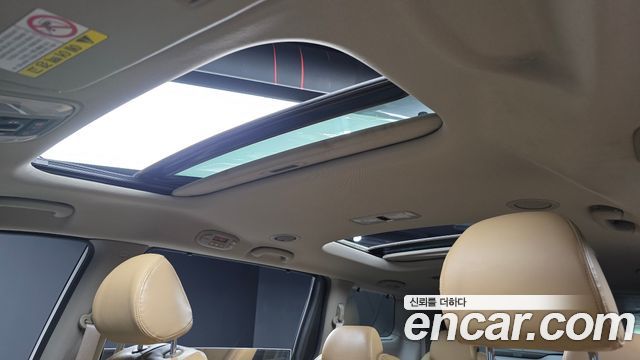 Kia Canival 2016 — photo 18