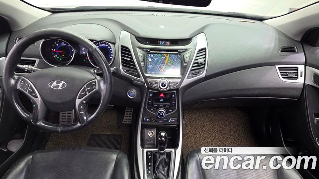 Hyundai AVANTE 2014 — photo 10