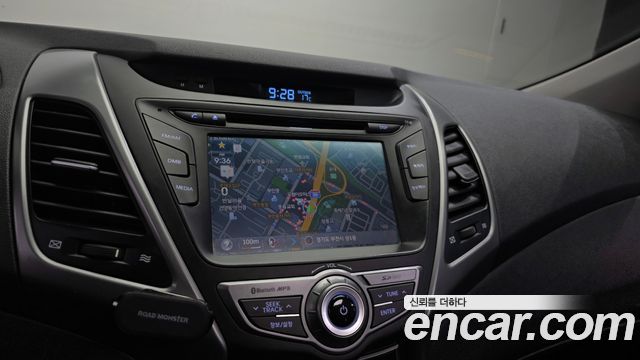 Hyundai AVANTE 2014 — photo 20