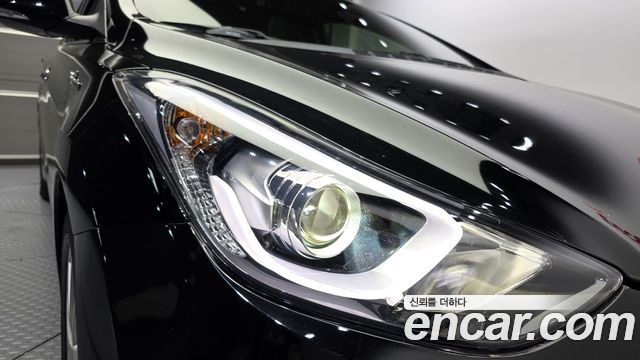 Hyundai AVANTE 2014 — photo 8