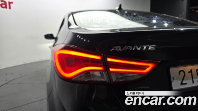 Hyundai AVANTE 2014 — photo 9