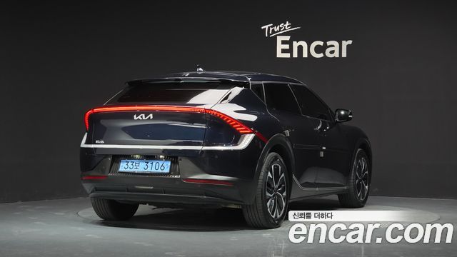 Kia EV6 2022 — photo 2