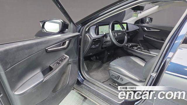 Kia EV6 2022 — photo 10