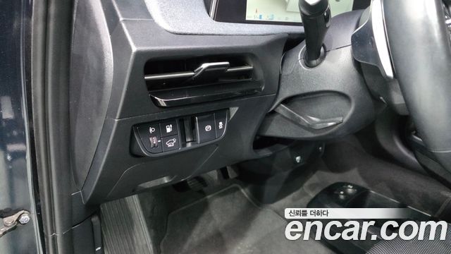 Kia EV6 2022 — photo 18