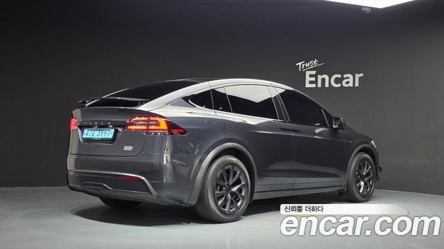 Tesla Model X 2024 — photo 2