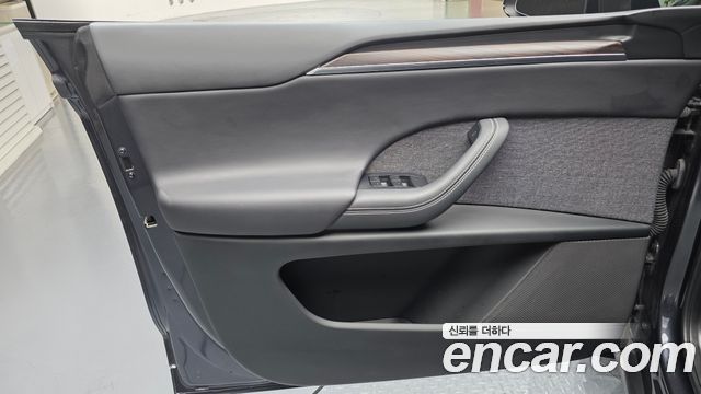 Tesla Model X 2024 — photo 14