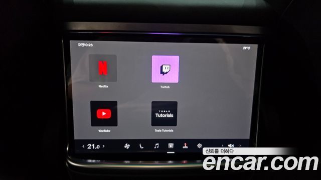 Tesla Model X 2024 — photo 31