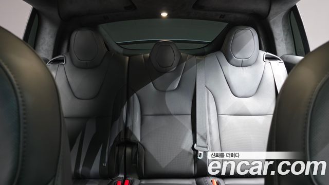 Tesla Model X 2024 — photo 33