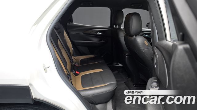 Chevrolet Korea Trailblazer 2022 — photo 17