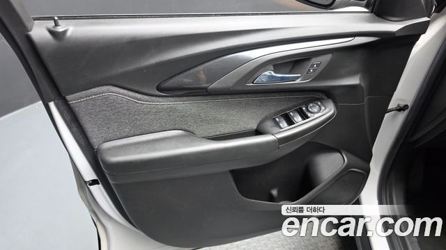 Chevrolet Korea Trailblazer 2022 — photo 14