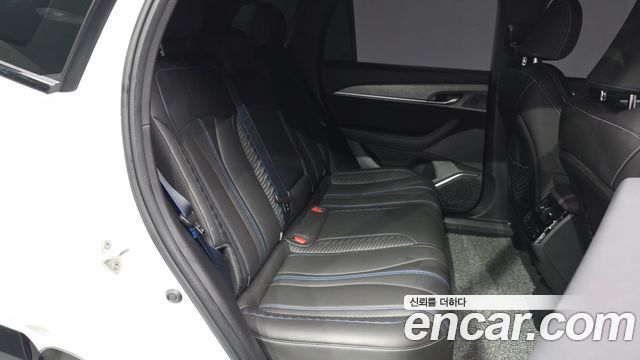 Renault Korea Grand Koleos 2025 — photo 12