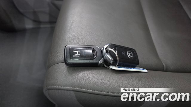 Honda Odyssey 2016 — photo 16