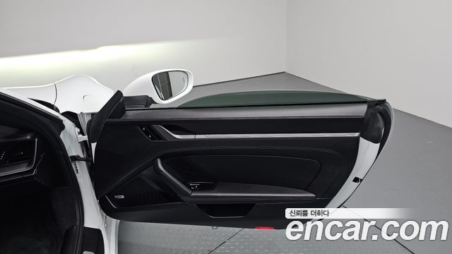 Porsche 911 2024 — photo 15