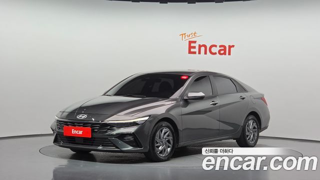 Hyundai AVANTE 2024 — photo 1