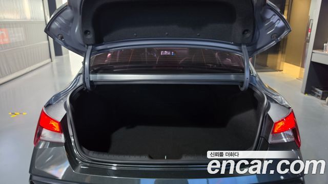 Hyundai AVANTE 2024 — photo 19