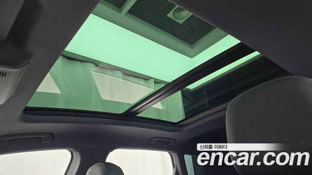 Audi Q4 e-tron 2023 — photo 22