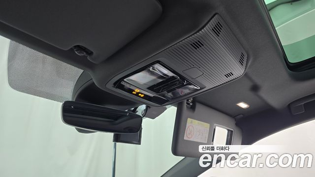Audi Q4 e-tron 2023 — photo 26