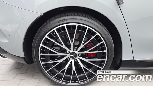 Mercedes-Benz EQE 2023 — photo 5