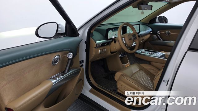 Genesis GV60 2022 — photo 13