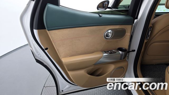 Genesis GV60 2022 — photo 15