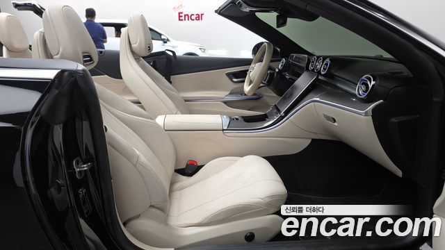 Mercedes-Benz CLE-Class 2024 — photo 16