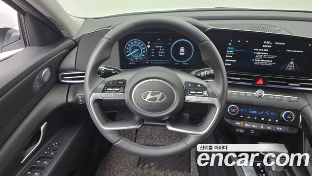Hyundai AVANTE 2026 — photo 13
