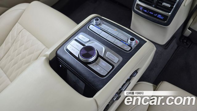 Kia K9 2023 — photo 18