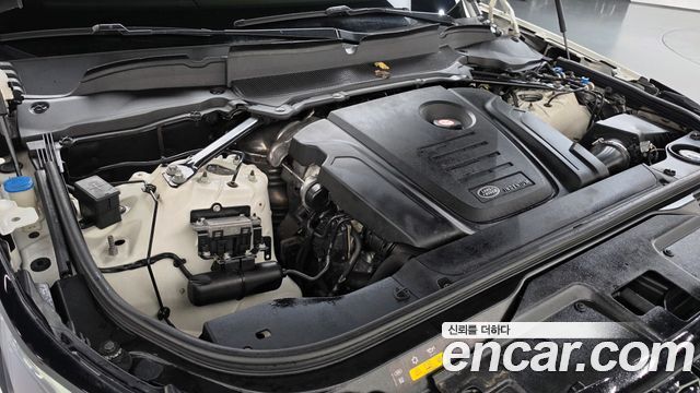 Land Rover Discovery 2018 — photo 6