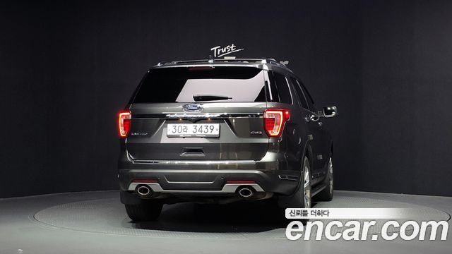 Ford Explorer 2019 — photo 4
