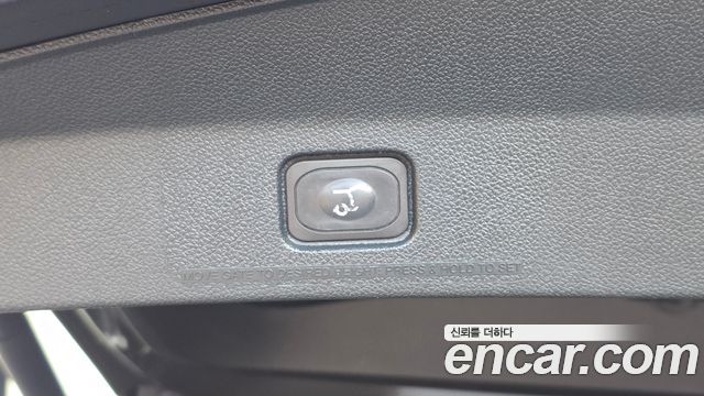 Ford Explorer 2019 — photo 28