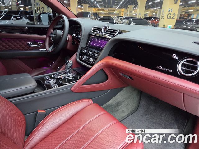 Bentley Bentayga 2023 — photo 9