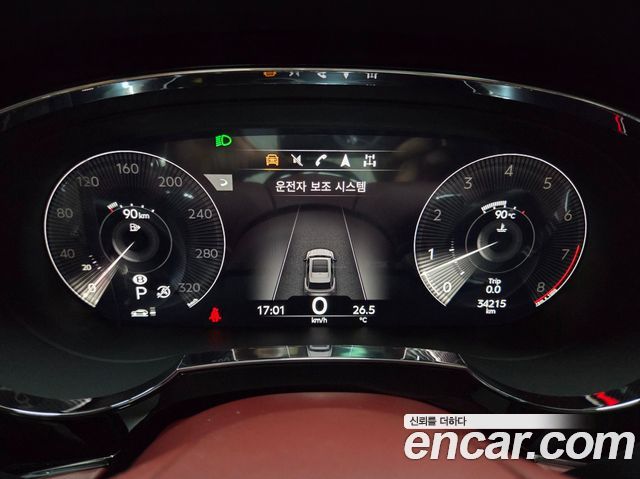 Bentley Bentayga 2023 — photo 11