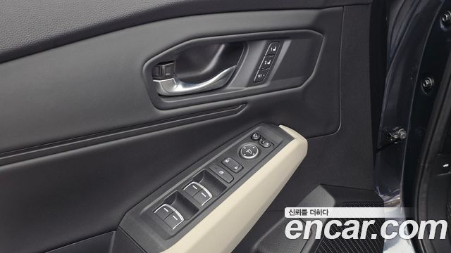 Honda Accord 2023 — photo 28