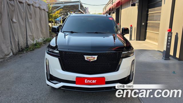 Cadillac Escalade 2022 — photo 3