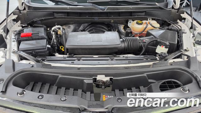 Cadillac Escalade 2022 — photo 6
