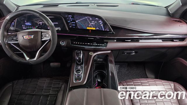 Cadillac Escalade 2022 — photo 10