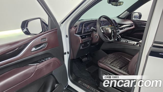 Cadillac Escalade 2022 — photo 13