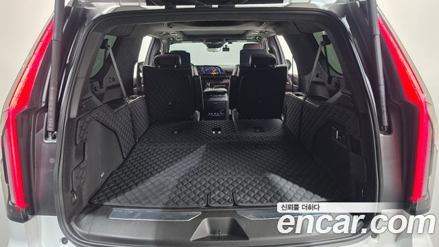 Cadillac Escalade 2022 — photo 26