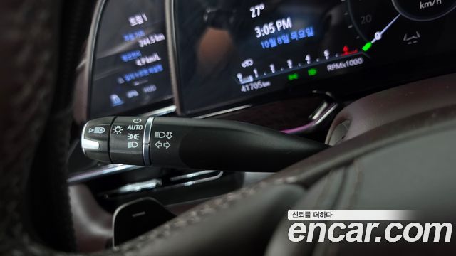 Cadillac Escalade 2022 — photo 28