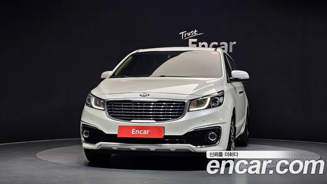 Kia Canival 2015 — photo 3