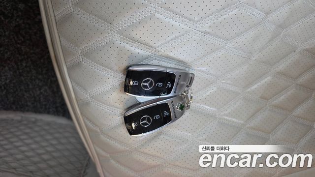 Mercedes-Benz AMG GT 2019 — photo 23